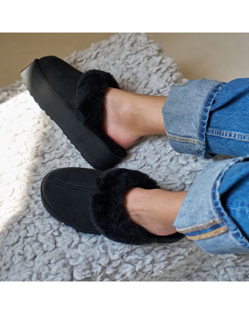 Chaussons fourrés en Cuir Nubuck Sabina noirs