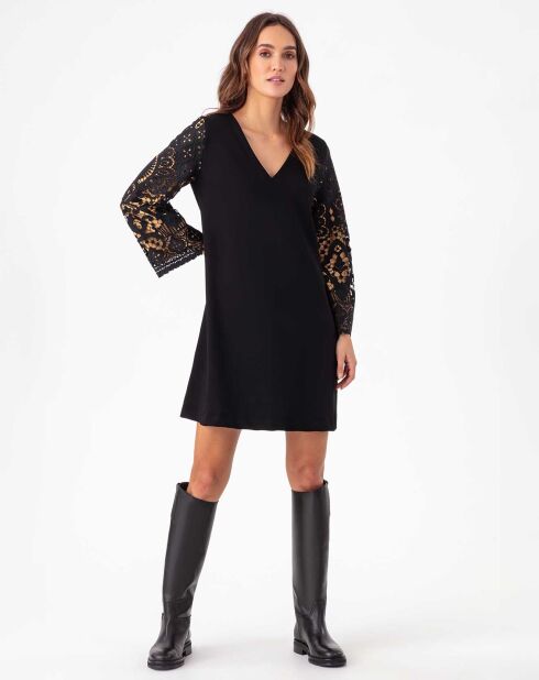 Robe Hind noire