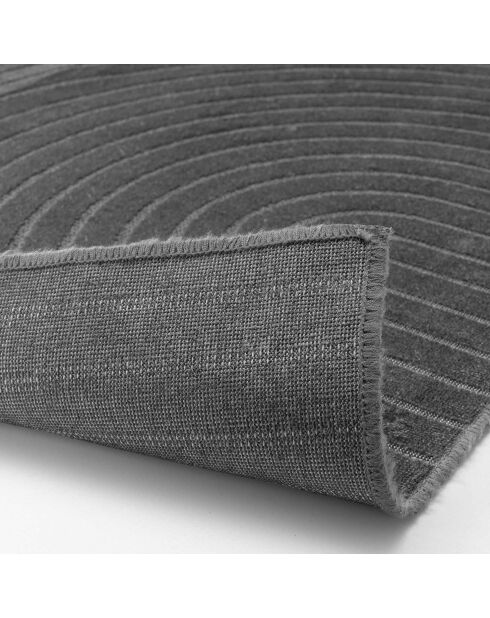 Tappeto rettangolare (140 x 200 cm) Geode Antracite, rilievo in viscosa