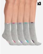 15 paires de chaussettes grises