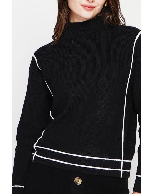 Pull col roulé montant noir
