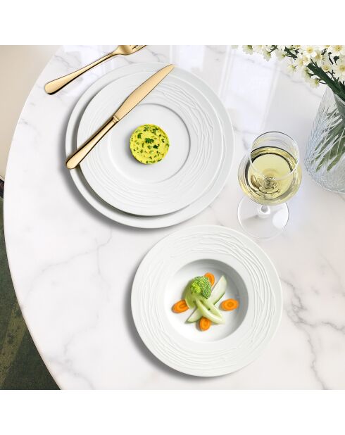 Set de porcelana blanca Lago de 18 piezas