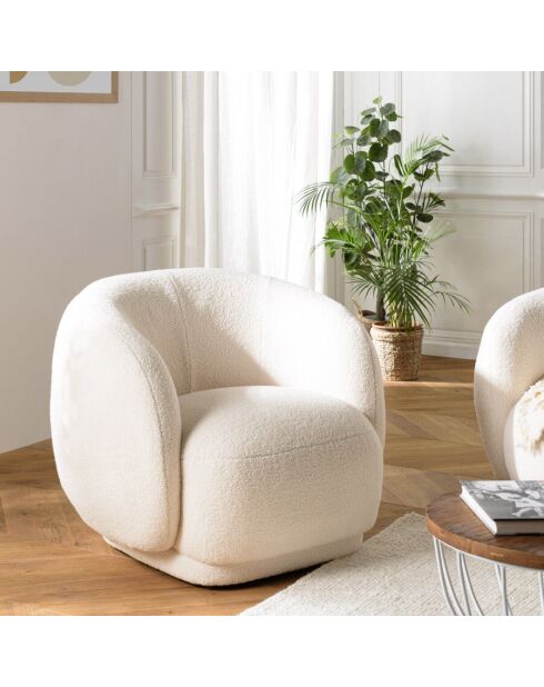 Fauteuil arrondi en tissu bouclette écru