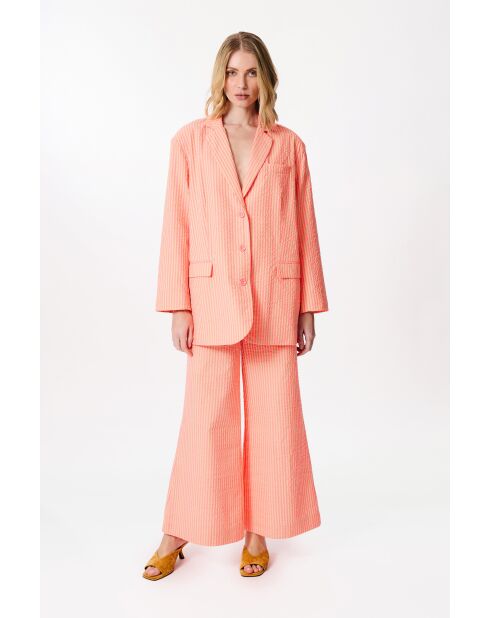 Rosafarbene Seersucker-Jacke