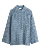 Pull Diane col montant à torsades bleu gris