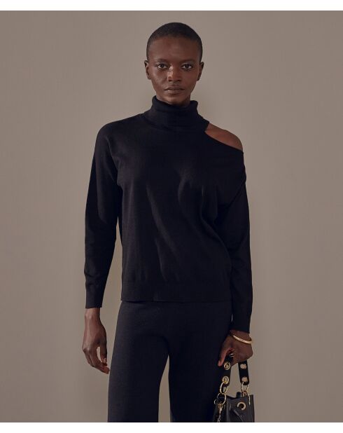 Clémentine Pullover, Rollkragen, schwarze nackte Schulter