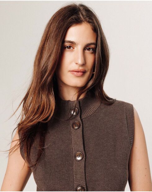Gilet Laëtitia manches courtes col montant marron havane