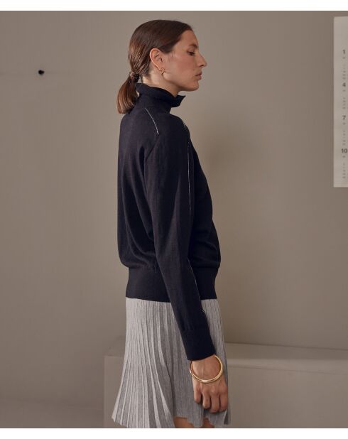 Pull Mahaut, col roulé noir