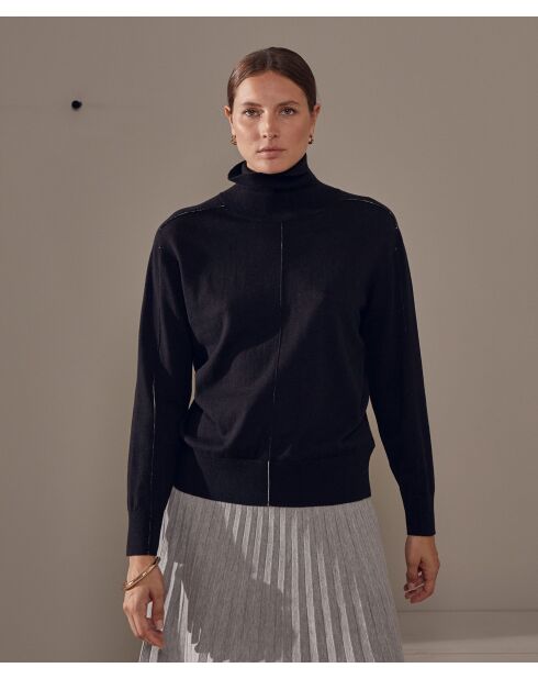 Pull Mahaut, col roulé noir