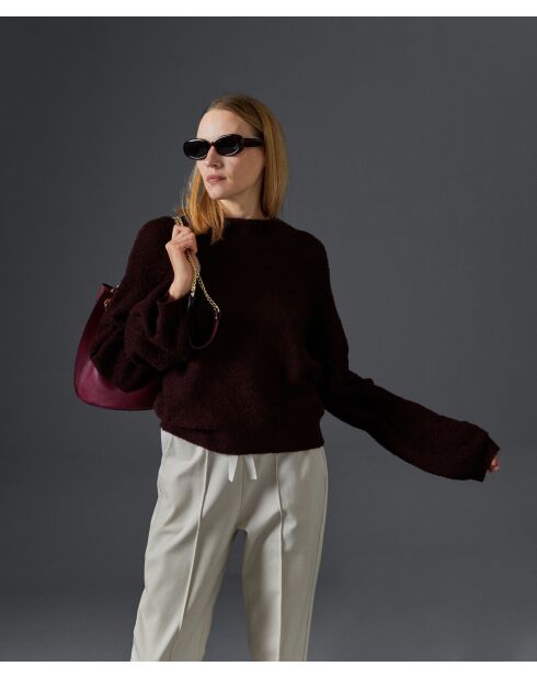 Pull Plume col manches bouffantes rouge bordeaux