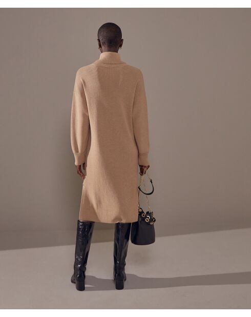 Robe Iris, droite, col roulé marron moka