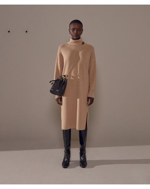 Robe Iris, droite, col roulé marron moka