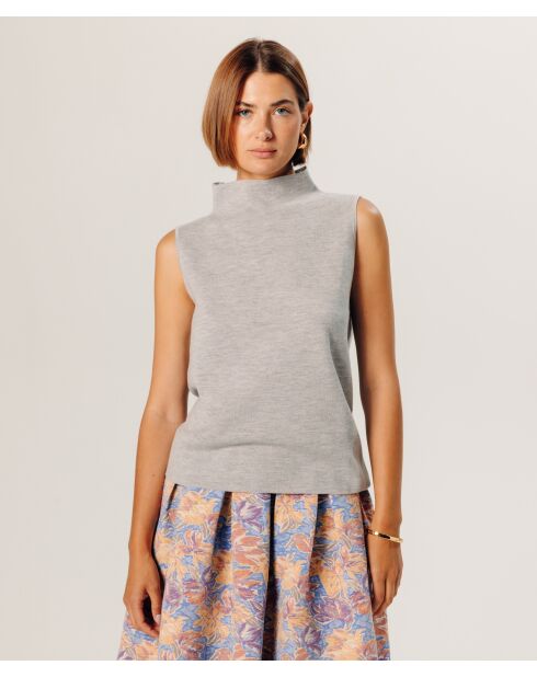 Pull Yvonne 100% laine sans manches col montant gris clair