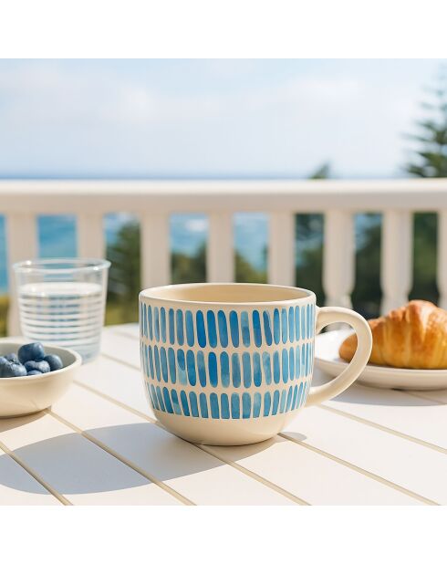 6 Jumbos Corfu 58Cl
En Grès Blanc Avec
Rayures Bleues