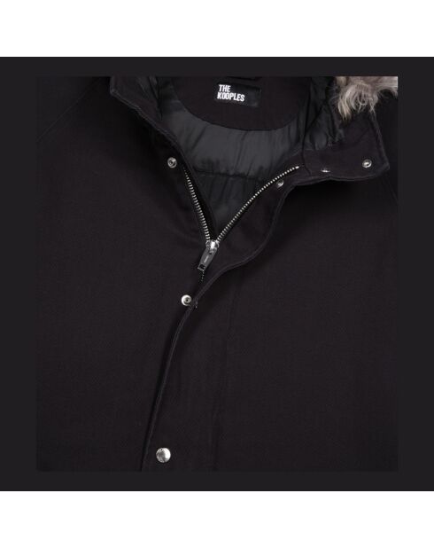 Parka à capuche noire