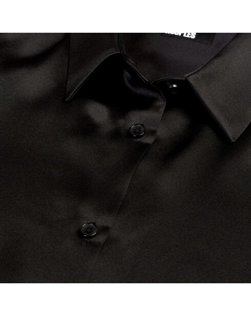 Chemise en soie noire