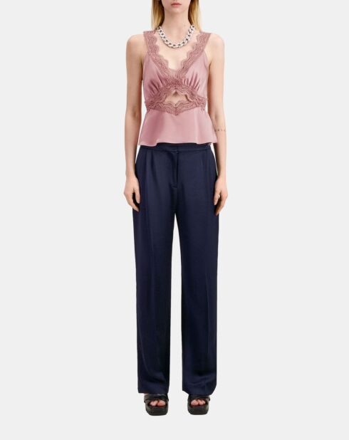 Top en soie avec guipure lilas