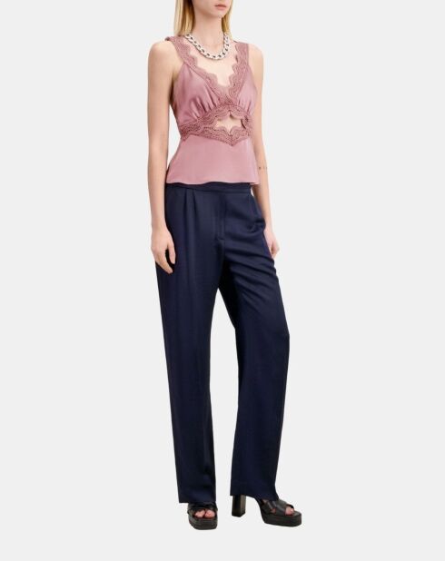 Top en soie avec guipure lilas