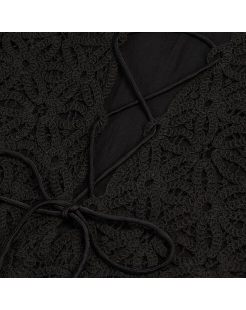 Robe longue en guipure noire