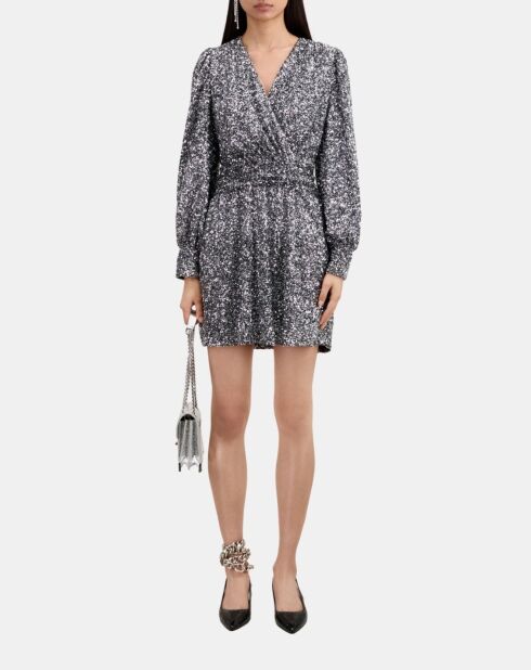 Robe courte argentée à sequins