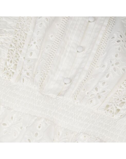 Robe courte en broderie anglaise blanche