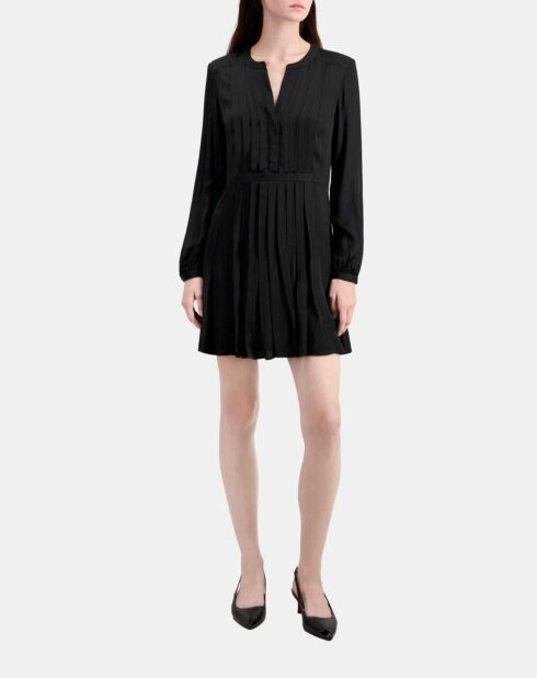 Robe courte avec plissage noire