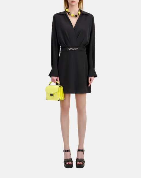 Robe courte en crêpe avec chaîne noire