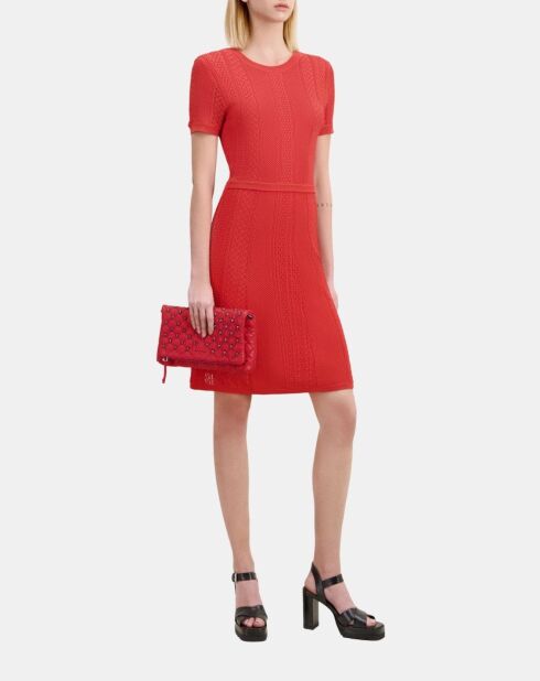 Robe courte en maille ajourée rouge