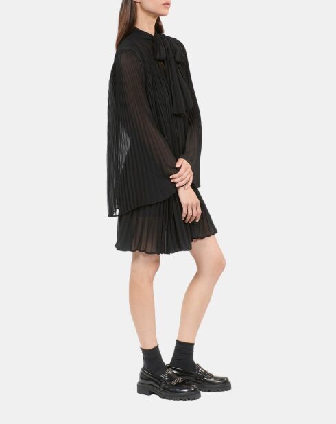 Robe courte plissée noire