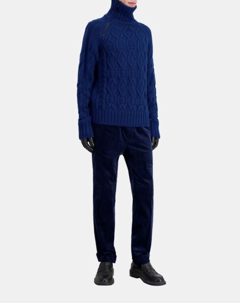 Pull en laine torsadée avec zip bleu