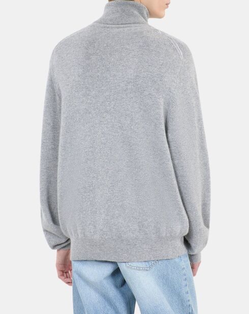 Pull en cachemire gris