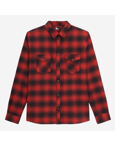 Chemise à carreaux rouge et noire