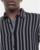 Chemise avec imprimé pied de poule noire et blanche