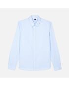 Chemise formelle à rayures bleues et blanches