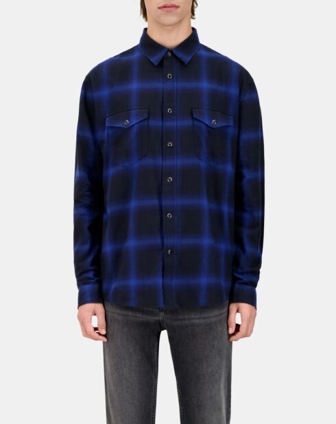 Chemise à carreaux bleus et noirs