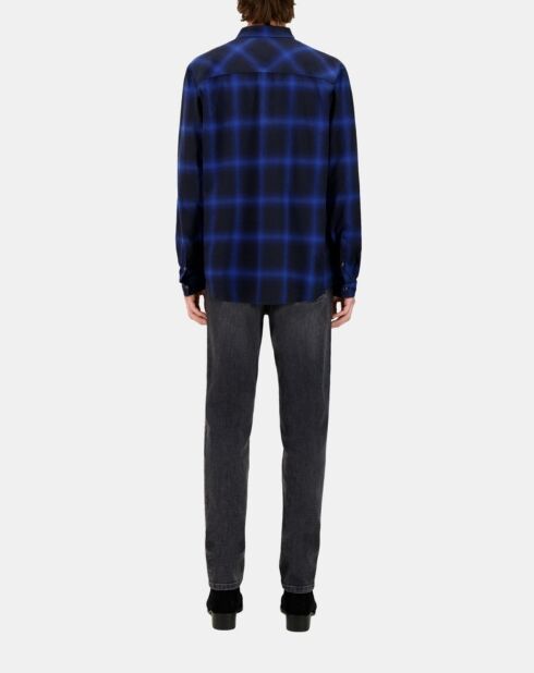 Chemise à carreaux bleus et noirs
