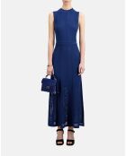 Robe longue en maille ajourée bleu roi