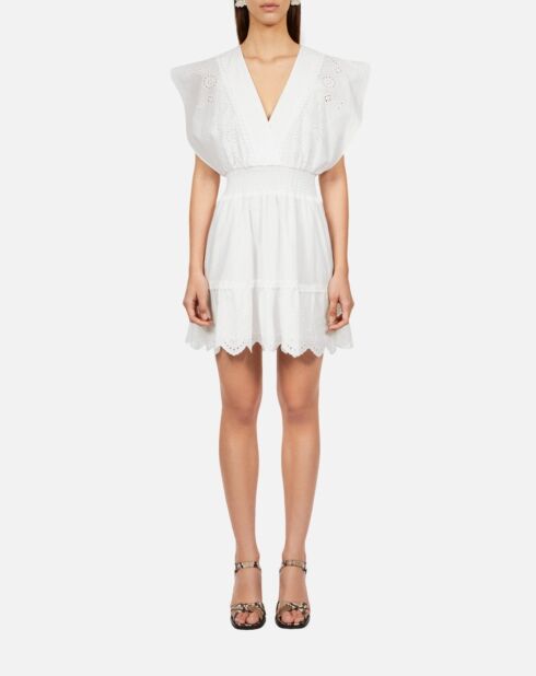 Robe courte  en broderie anglaise blanche
