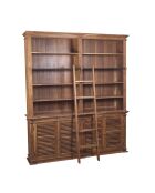 Bibliothèque échelle GM en acacia massif Marron - 200x45x235 cm