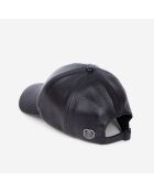 Schwarze Ledermütze