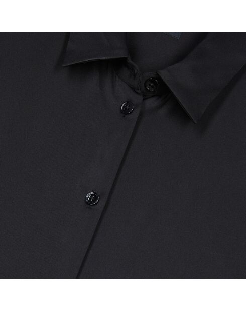 Chemise en soie noire