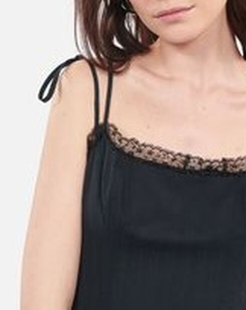 Robe longue avec dentelle noire