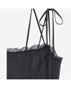 Robe longue avec dentelle noire