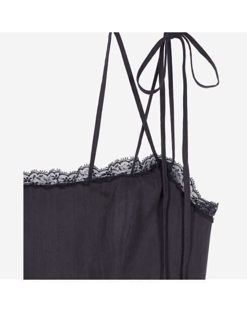 Robe longue avec dentelle noire