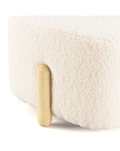 Pouf en tissu bouclette écru et pieds bois
