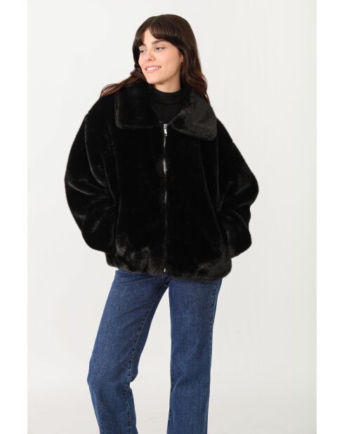 Fausse Fourrure Marie Noire