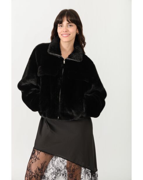 Fausse Fourrure Marie Noire