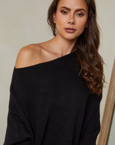 Poncho negro Isaszeg