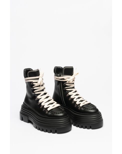 Stivali Giulia in pelle nera