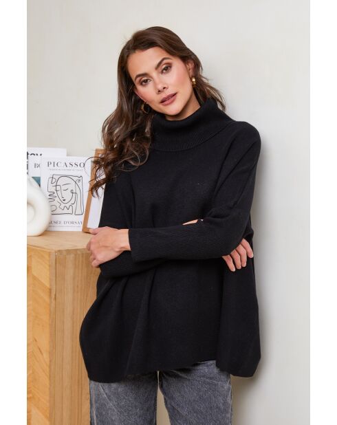 Schwarzer Pullover Veya